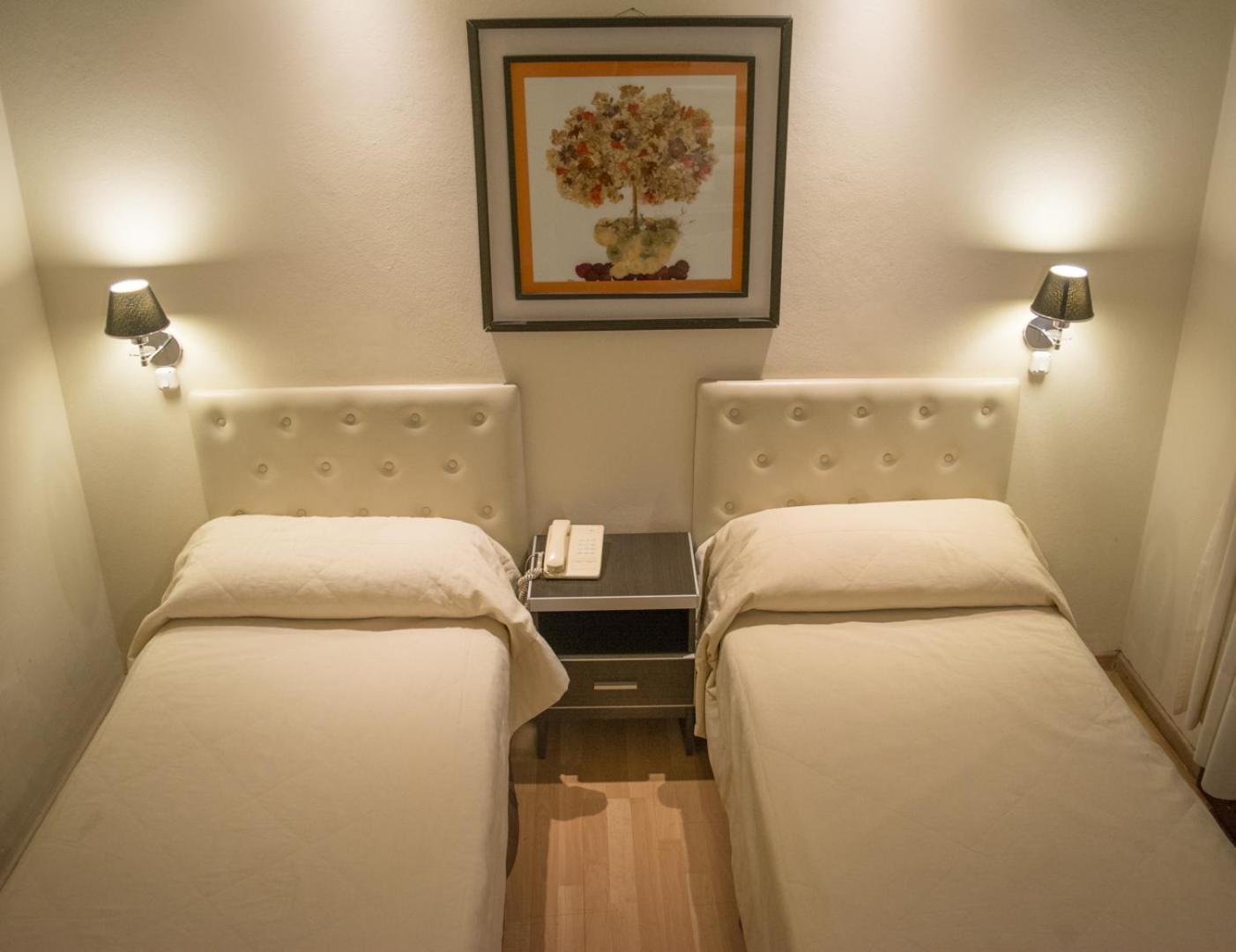 Hotel Vina De Italia Córdoba Buitenkant foto